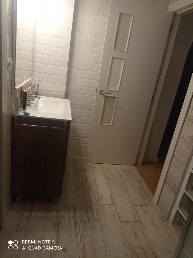 Apartamento Habitación doble con salón privado Valencia Exterior foto