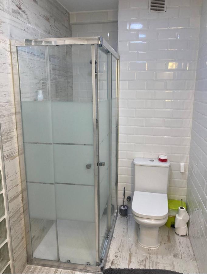 Apartamento Habitación doble con salón privado Valencia Exterior foto